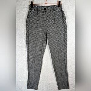 464-Urban Outfitters Black‎ and White Patterned Chinos